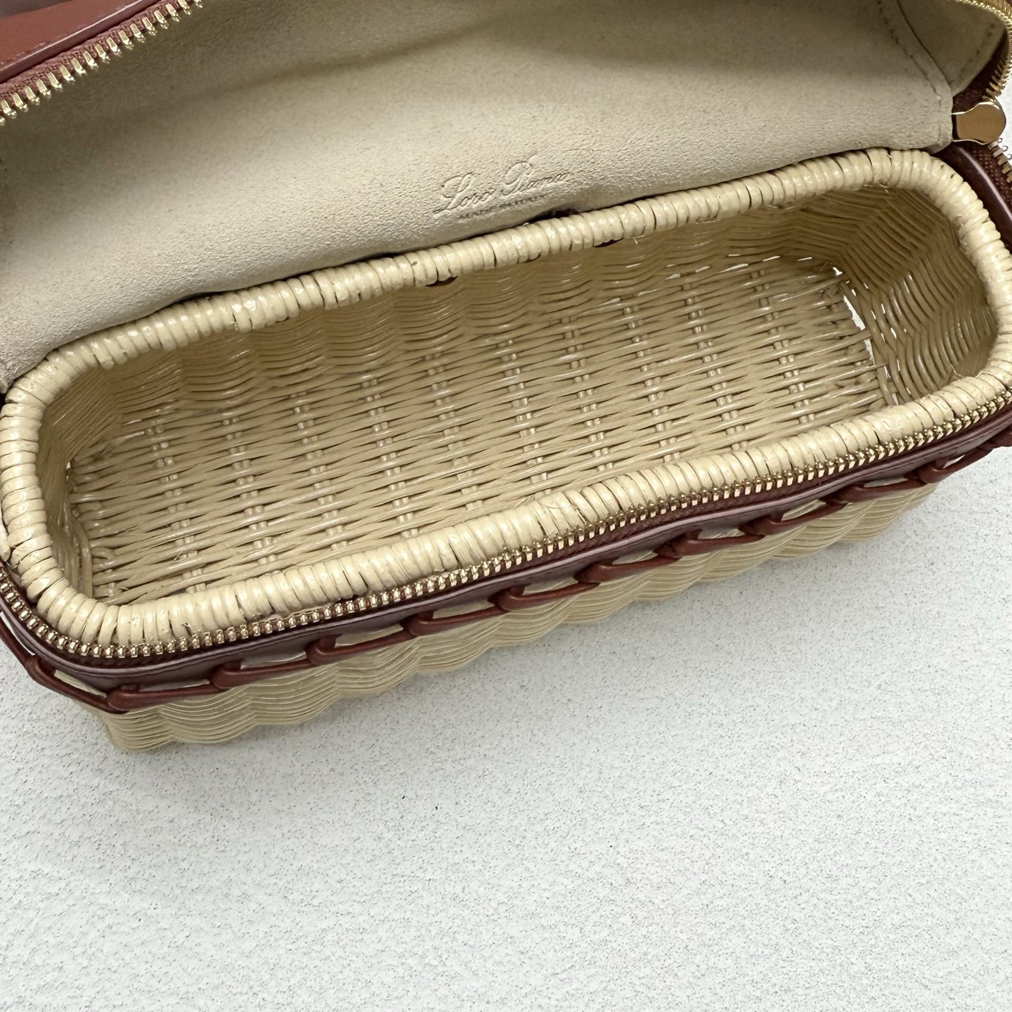 L0r0 P1ana extra pocket l19 wicker bag 19 x 11.5 x 7cm