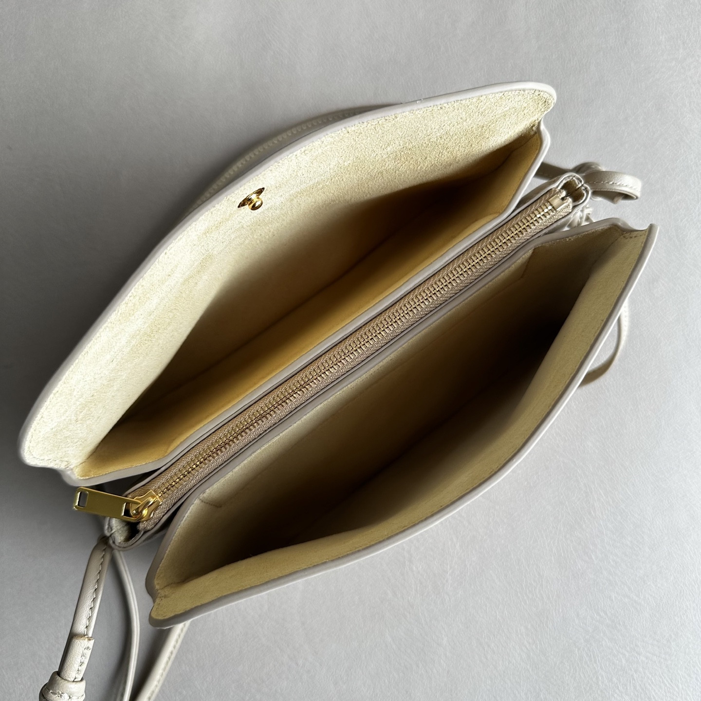 Ce1i*e trio flap 22.5x13x3.5cm
