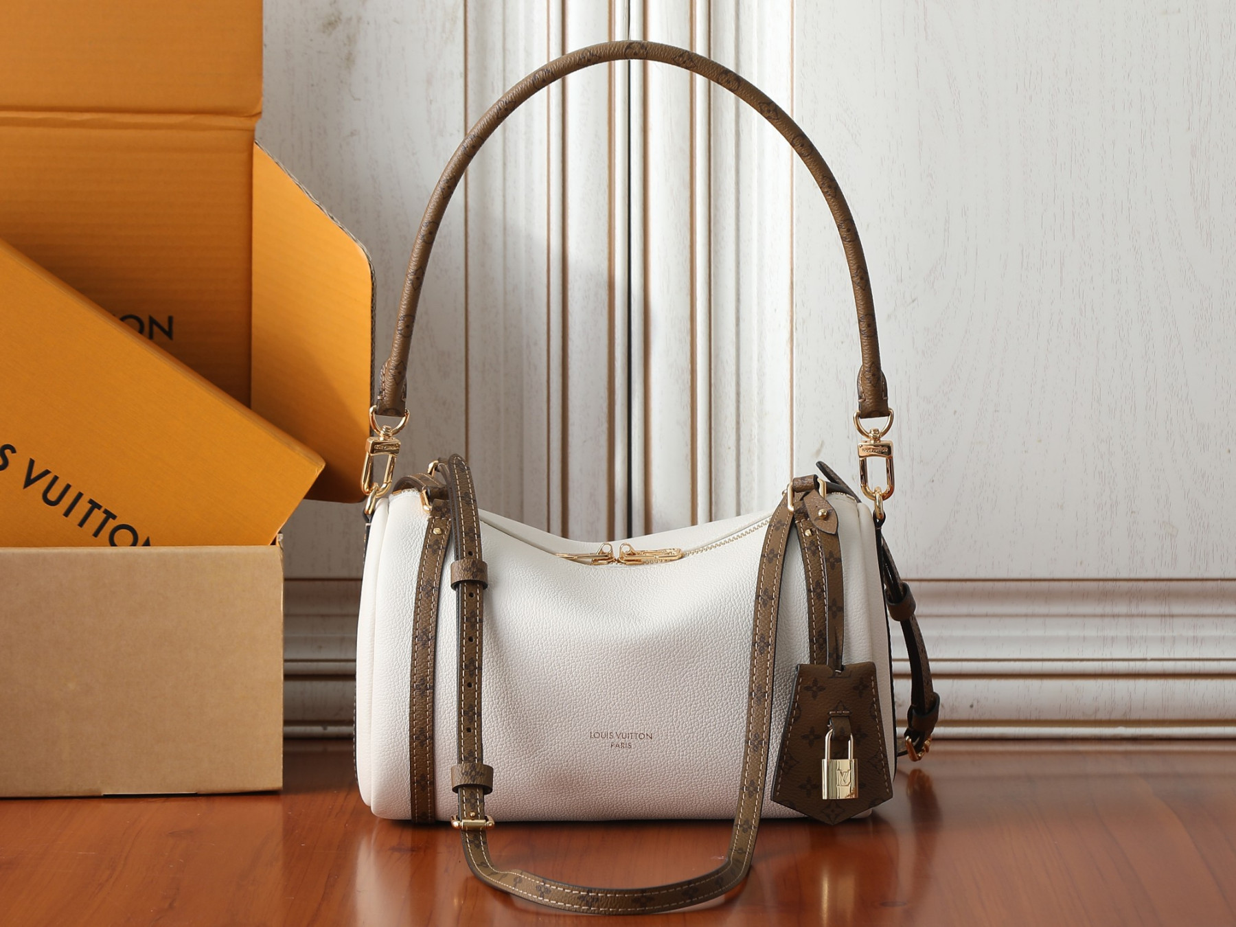 LV Express PM M29392 26x17x13.5cm