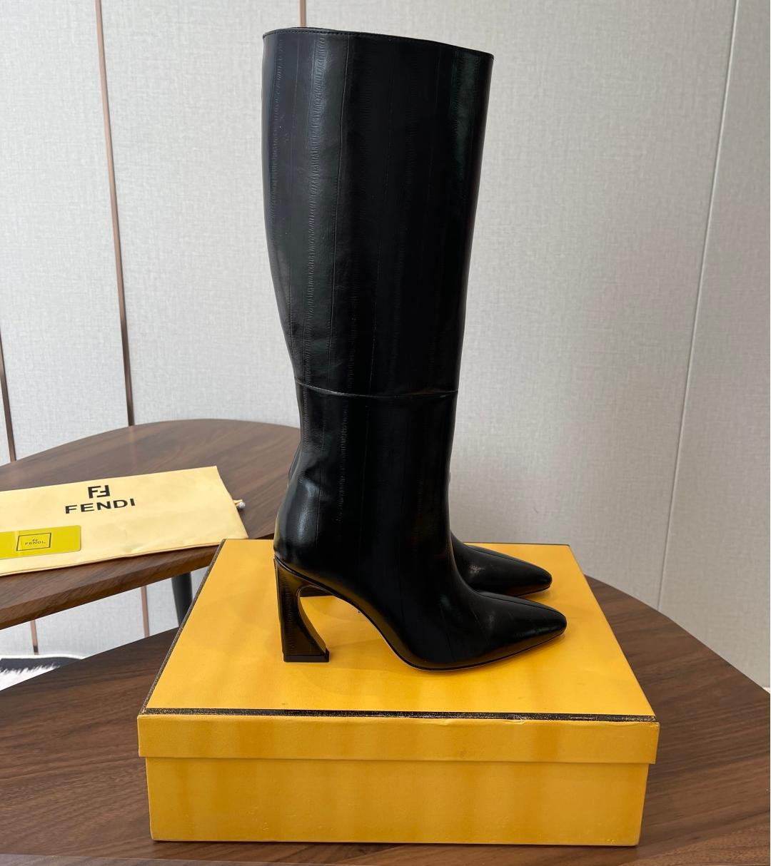 UA F**di Arco Boots
