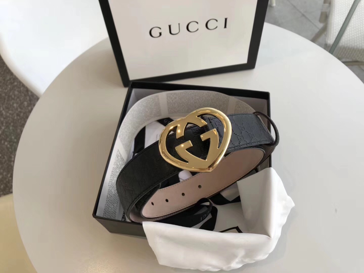 Gvc*1 Signature leather belt for women